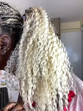 NyahHeat online show from February 3, 2:33 pm