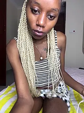 NyahHeat online show from April 29, 10:16 pm