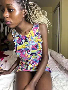 NyahHeat online show from February 6, 5:31 pm