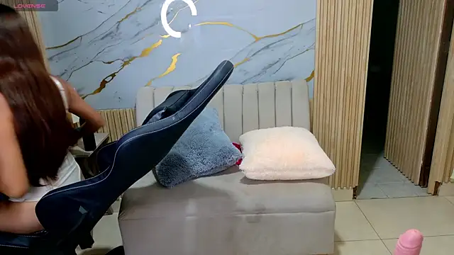 dafne17  online show from January 14, 3:10 am