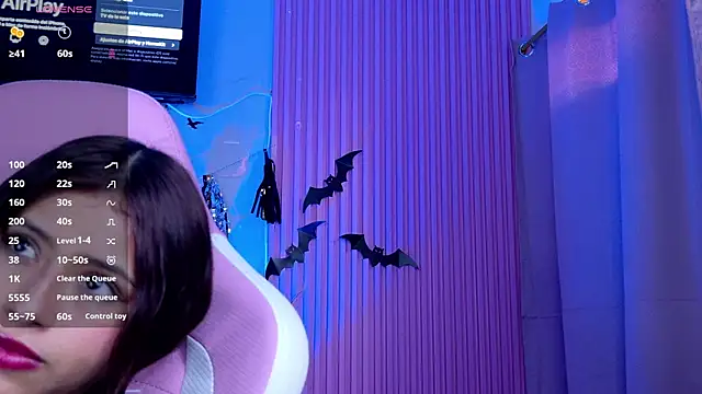 dafne17  online show from October 28, 12:48 pm