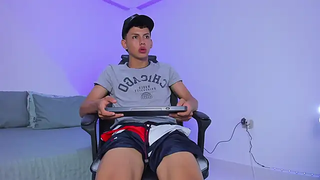 Axel Cody  online show from November 2, 11:37 am