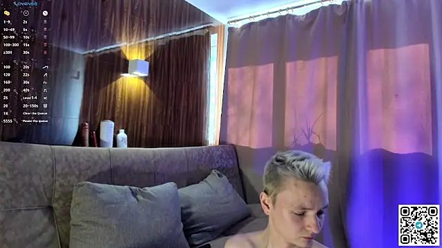 Logan mett online show from March 9, 12:30 pm