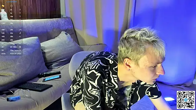 Logan mett online show from March 20, 7:26 pm