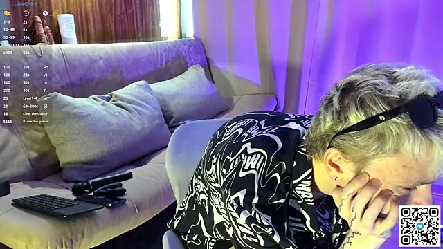 Logan mett online show from April 9, 12:11 pm