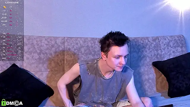 Logan mett online show from November 6, 11:09 pm