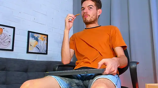 MATEO HUNTER online show from October 29, 3:16 am