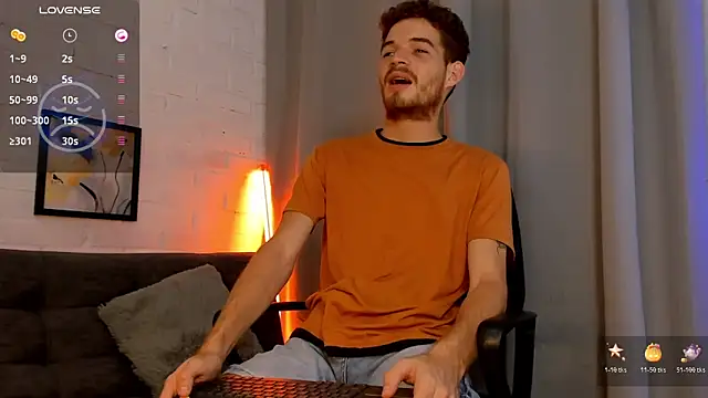 MATEO HUNTER online show from October 31, 5:15 am