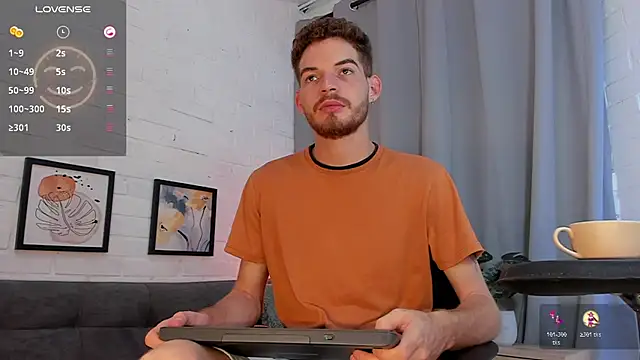 MATEO HUNTER online show from November 15, 4:05 am