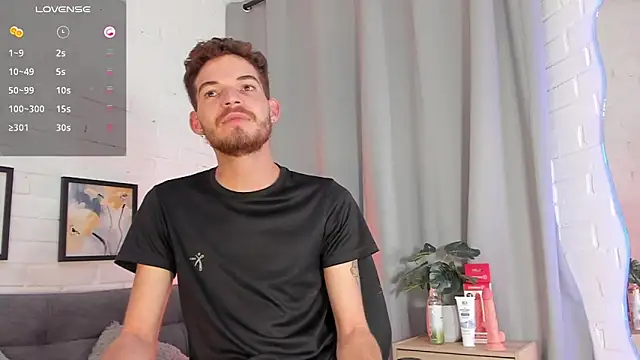 MATEO HUNTER online show from November 19, 2:55 am