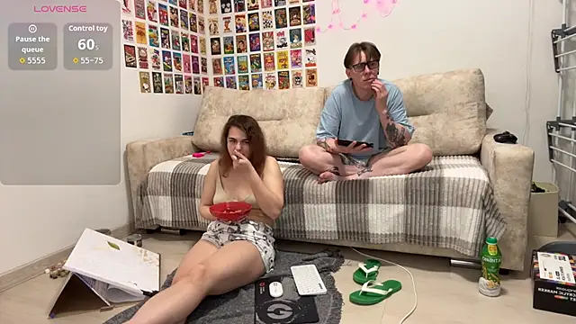 Snapshot of live_sexy chatting on May 6, 9:02 am live sexy online show from May 6, 9:02 am