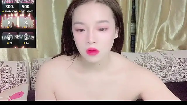 Snapshot of Mimi-777 chatting on November 24, 4:18 pm Mimi-777 online show from November 24, 4:18 pm