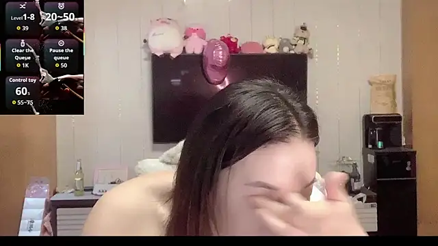 Snapshot of Mimi-777 chatting on November 18, 5:49 pm Mimi-777 online show from November 18, 5:49 pm