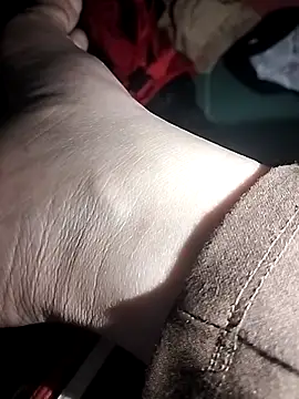 Snapshot of Amanda-_ena- chatting on November 27, 7:09 am Amanda- ena- online show from November 27, 7:09 am