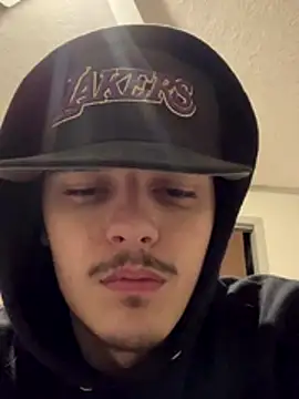 CarmeloA online show from December 4, 3:05 am