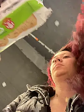 Zoe fire online show from October 24, 12:15 pm