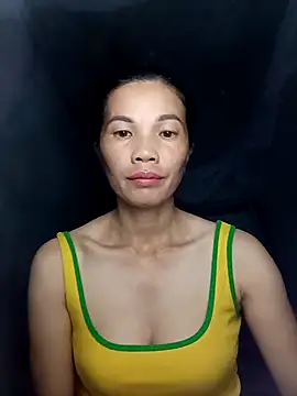 Snapshot of Style-lee chatting on October 21, 12:15 pm Style-lee online show from October 21, 12:15 pm