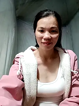 Snapshot of Style-lee chatting on November 19, 7:14 pm Style-lee online show from November 19, 7:14 pm