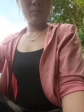 Lyssa-a online show from June 27, 7:58 am