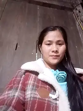 Lyssa-a online show from May 9, 8:39 am