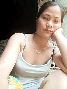 Lyssa-a online show from March 31, 6:04 am