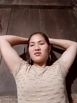 Lyssa-a online show from May 7, 1:14 pm