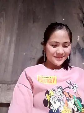 Lyssa-a online show from February 7, 9:17 am