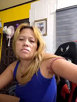 CockBiter83 online show from April 11, 3:14 am