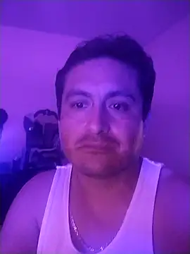 Snapshot of checheludo23 chatting on November 22, 7:07 am checheludo23 online show from November 22, 7:07 am