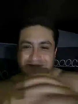 Snapshot of checheludo23 chatting on October 20, 1:07 am checheludo23 online show from October 20, 1:07 am