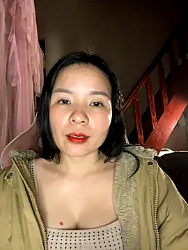 Snapshot of Listen-ly chatting on November 20, 2:51 pm Listen-ly online show from November 20, 2:51 pm