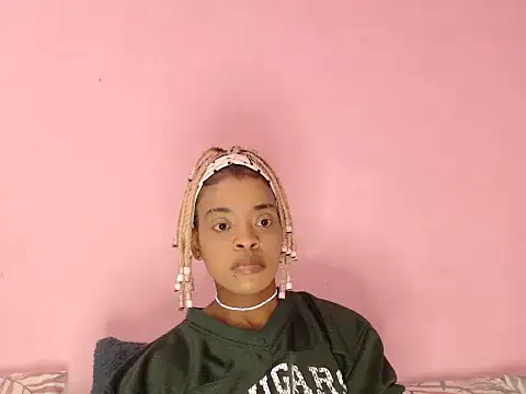 fifiqueen25 online show from October 21, 9:52 am