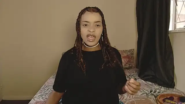 fifiqueen25 online show from March 5, 6:54 am