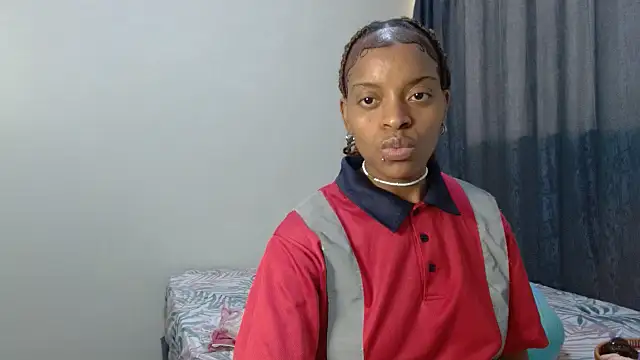 fifiqueen25 online show from March 24, 9:42 am