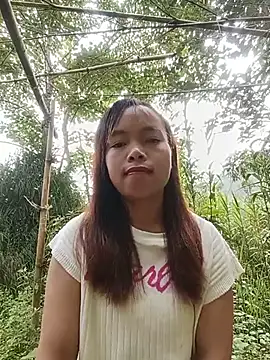 Snapshot of Nguyet2k4 chatting on July 18, 12:41 am Nguyet2k4 online show from July 18, 12:41 am