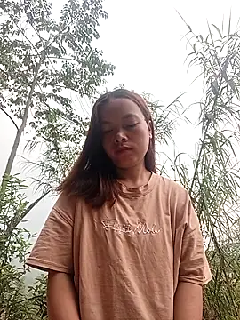 Nguyet2k4 online show from April 3, 11:11 pm