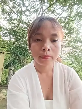 Snapshot of Nguyet2k4 chatting on June 28, 11:27 am Nguyet2k4 online show from June 28, 11:27 am