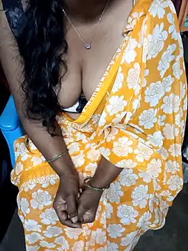 Snapshot of Nikitha_telugu chatting on October 27, 5:47 pm Nikitha telugu online show from October 27, 5:47 pm