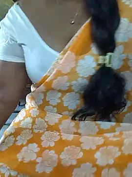 Snapshot of Nikitha_telugu chatting on October 18, 5:31 am Nikitha telugu online show from October 18, 5:31 am