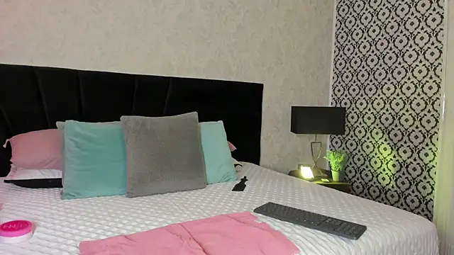 Snapshot of mariianna_lopez_ chatting on September 27, 7:53 pm mariianna lopez online show from September 27, 7:53 pm