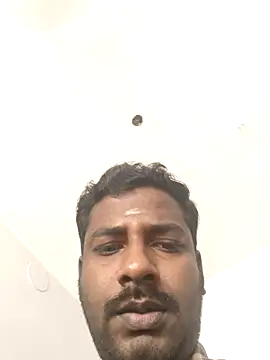 Snapshot of Vickyins480000 chatting on November 10, 5:01 am Vickyins480000 online show from November 10, 5:01 am