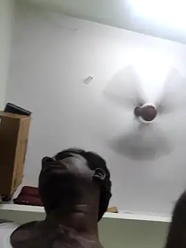 Vickyins480000 online show from April 8, 5:25 pm