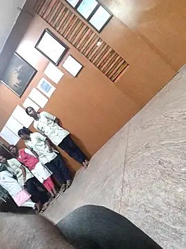 Snapshot of Vickyins480000 chatting on November 24, 2:06 pm Vickyins480000 online show from November 24, 2:06 pm