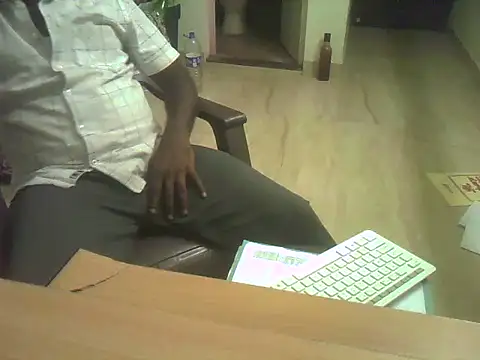 Vickyins480000 online show from January 8, 4:35 pm