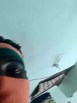 Snapshot of Vickyins480000 chatting on October 26, 5:24 pm Vickyins480000 online show from October 26, 5:24 pm