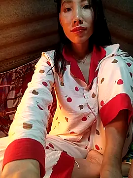 -Kem-01 online show from March 7, 9:42 pm