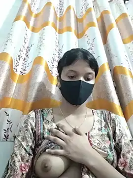 Snapshot of Jaya-Ray chatting on July 20, 6:10 am Jaya-Ray online show from July 20, 6:10 am