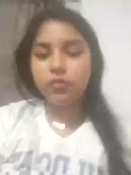 angie hott online show from December 4, 8:24 am