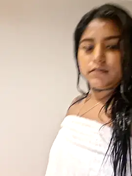 angie hott online show from May 12, 3:29 pm