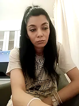 ReneeVoss online show from December 20, 5:54 am